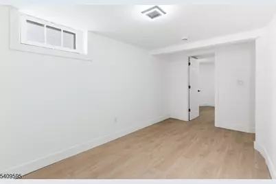 263 E 25th St, Paterson, NJ 07514 - Photo 34