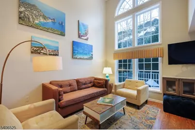 18 Birchwood Ln, North Haledon, NJ 07508 - Photo 4