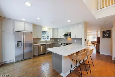 18 Birchwood Ln, North Haledon, NJ 07508 - Photo 10