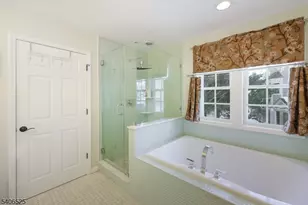 18 Birchwood Ln, North Haledon, NJ 07508 - Photo 20