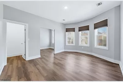 913 S 18th #2, Newark, NJ 07108 - Photo 12