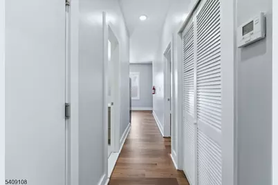 913 S 18th #2, Newark, NJ 07108 - Photo 14