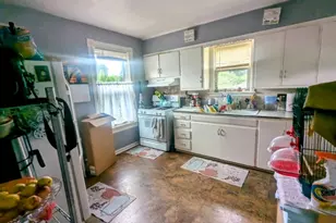 597 Belvidere Rd, Lopatcong Township, NJ 08865 - Photo 10