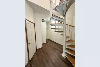 21 Springfield Ave #10, Cranford Township, NJ 07016 - Photo 4