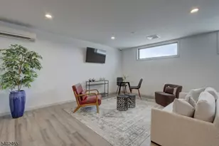 258 Morris Ave, Long Branch, NJ 07740 - Photo 18