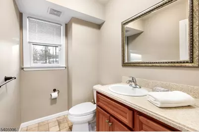 1242 Sunnyfield Ln, Scotch Plains Township, NJ 07076 - Photo 18