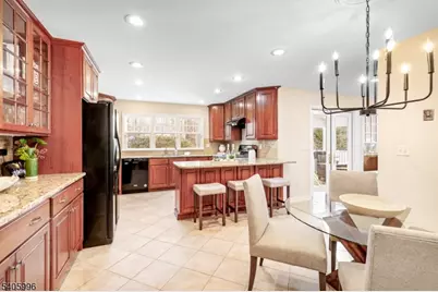 1242 Sunnyfield Ln, Scotch Plains Township, NJ 07076 - Photo 8