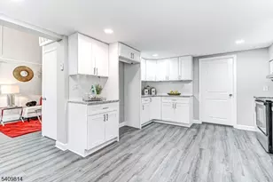 4 E Washington St, Frenchtown, NJ 08825 - Photo 12