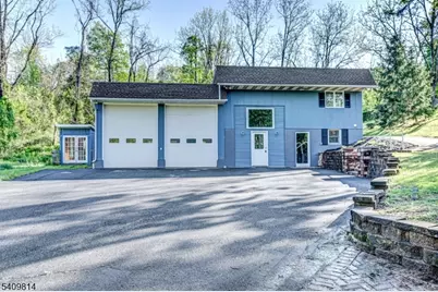 4 E Washington St, Frenchtown, NJ 08825 - Photo 2