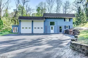 4 E Washington St, Frenchtown, NJ 08825 - Photo 2