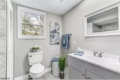 4 E Washington St, Frenchtown, NJ 08825 - Photo 16