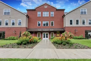 15-27 Royal Ave, Hawthorne, NJ 07506 - Photo 1