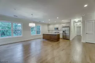 15-27 Royal Ave, Hawthorne, NJ 07506 - Photo 16