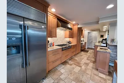 132 Lakeshore Dr, Oakland, NJ 07436 - Photo 18