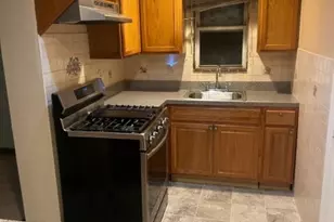 655 E 3rd Ave, Roselle, NJ 07203 - Photo 2