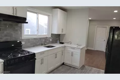 174 Watson Ave, West Orange Township, NJ 07052 - Photo 8