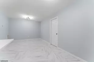 764 S 18th St, Newark, NJ 07103 - Photo 10