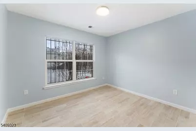 764 S 18th St, Newark, NJ 07103 - Photo 12