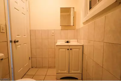 405 S 12th St #1, Newark, NJ 07103 - Photo 8