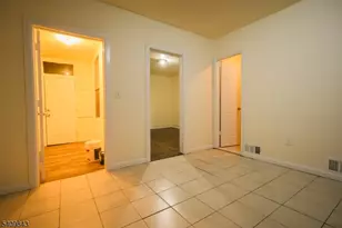 405 S 12th St, Newark, NJ 07103 - Photo 10