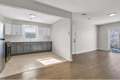 822 S 19th St, Newark, NJ 07108 - Photo 8