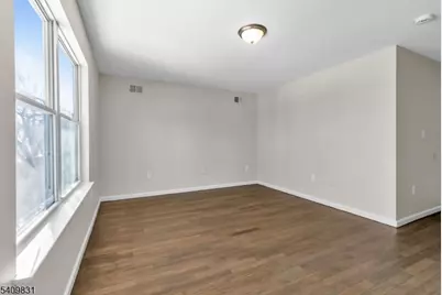 822 S 19th St, Newark, NJ 07108 - Photo 26