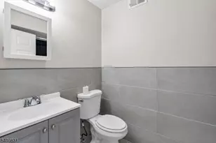 822 S 19th St, Newark, NJ 07108 - Photo 14