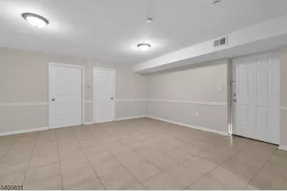 822 S 19th St, Newark, NJ 07108 - Photo 50