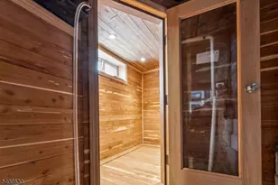 688 W Lake Ave, Rahway, NJ 07065 - Photo 22