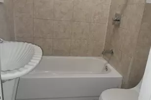 28 Beech St, East Orange, NJ 07018 - Photo 4