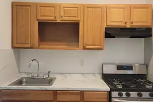 28 Beech St, East Orange, NJ 07018 - Photo 8