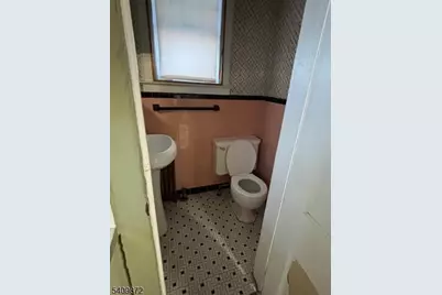 15 Albion St, Passaic, NJ 07055 - Photo 6