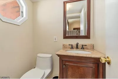 29 Manitou Cir, Westfield Town, NJ 07090 - Photo 4