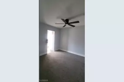 123 W 1st Ave, Roselle, NJ 07203 - Photo 4