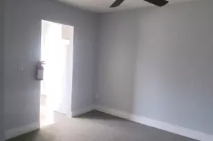 123 W 1st Ave, Roselle, NJ 07203 - Photo 4