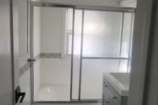 123 W 1st Ave, Roselle, NJ 07203 - Photo 2