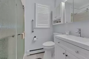 16 Bolans Ct, Berkeley Township, NJ 08757 - Photo 10