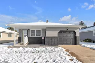 16 Bolans Ct, Berkeley Township, NJ 08757 - Photo 2