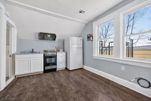 134 Dewey St, Newark, NJ 07112 - Photo 20