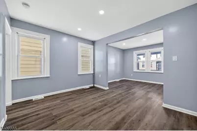 134 Dewey St, Newark, NJ 07112 - Photo 2