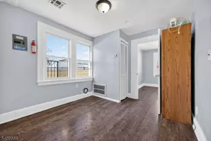 134 Dewey St, Newark, NJ 07112 - Photo 22