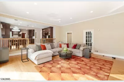 20 Crestview Ln, Sparta Township, NJ 07871 - Photo 10