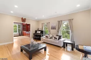 20 Crestview Ln, Sparta Township, NJ 07871 - Photo 8