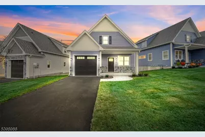 6 Birdie Ln, Boonton Town, NJ 07005 - Photo 1