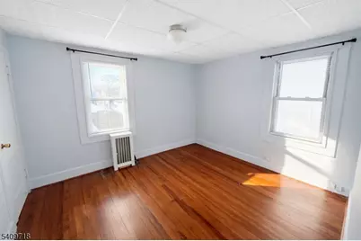 46 Norwood Ave, Irvington, NJ 07111 - Photo 4