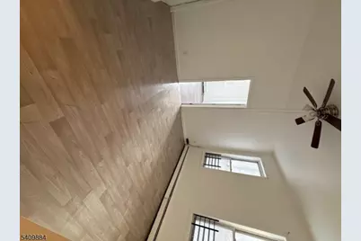 539 E Jersey St, Elizabeth, NJ 07206 - Photo 4