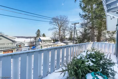 208 Maxim Dr, Hopatcong, NJ 07843 - Photo 8