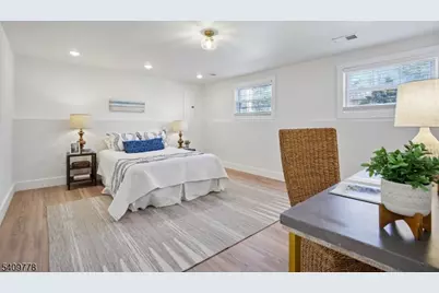 91 Warren Rd, West Orange Township, NJ 07052 - Photo 28