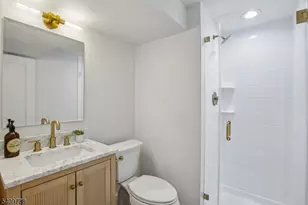 91 Warren Rd, West Orange Township, NJ 07052 - Photo 30