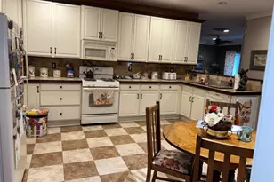 5211 Chesterwood Way, Franklin Township, NJ 08873 - Photo 8